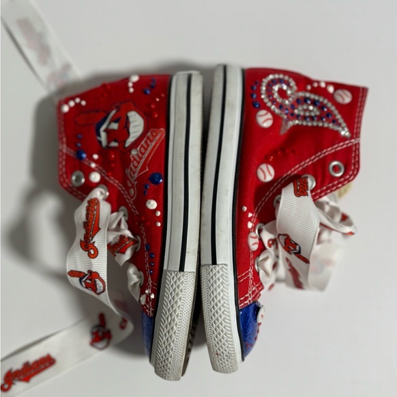 Girls Converse High Top Cleveland Indians Guardians Kids Size 8 Bling - Picture 5 of 9
